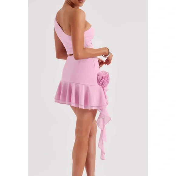 Pink One-Shoulder Ruffle Set - Picture 4 of 4
